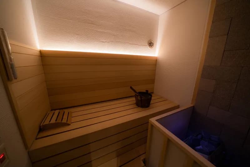 One Person 東梅田 個室サウナ セルフロウリュ 2