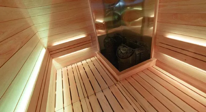  ロウリューランド関内馬車道