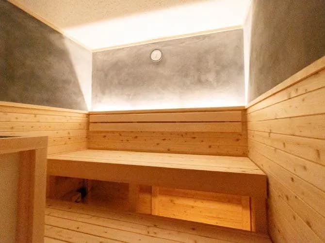 ロウリューランド川崎