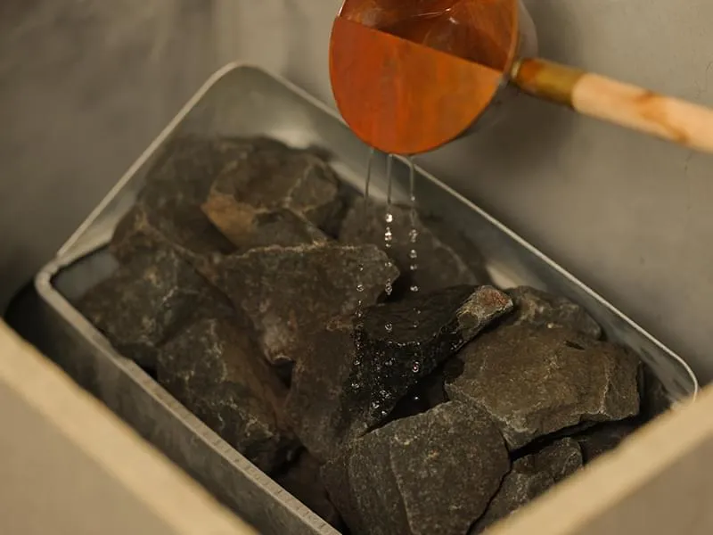 RE:ZONE 個室サウナ セルフロウリュ 2