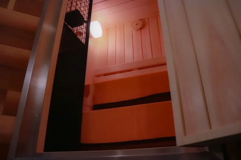 精神と時の部屋 個室サウナ セルフロウリュ 3